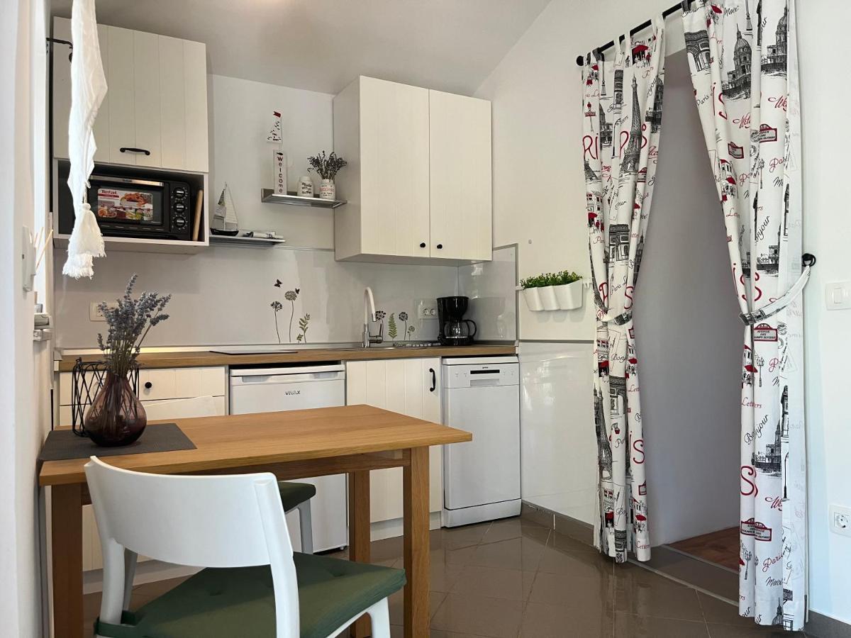 Apartment Cozy&Quiet Rovinj Extérieur photo